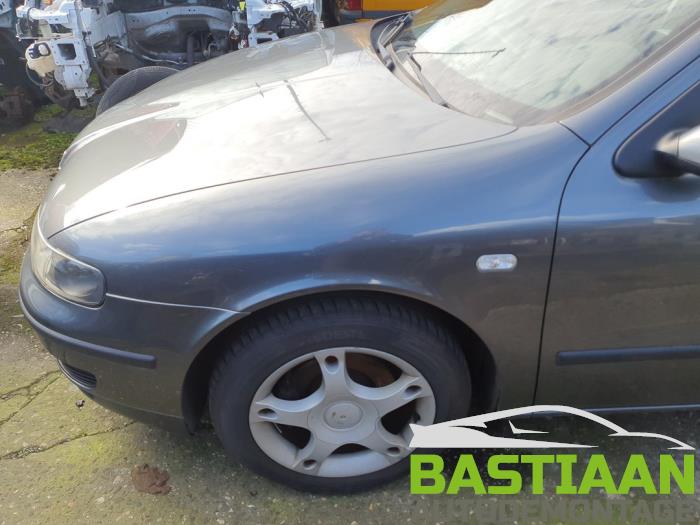 Seat Toledo 1.8 20V Vehículo de desguace (2004, Gris)