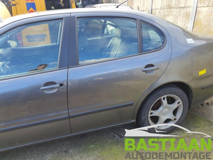 Seat Toledo 1.8 20V Vehículo de desguace (2004, Gris)