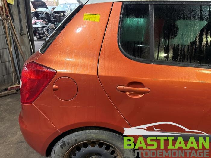 Skoda Fabia II 1.4i 16V Vehículo de desguace (2007, Metálico, Naranja)