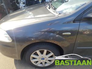 Fiat Croma 2.2 MPI 16V Vehículo de desguace (2006, Gris)
