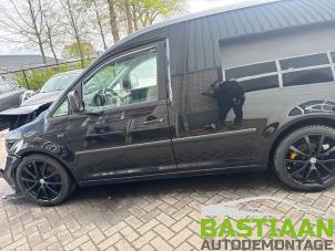 Volkswagen Caddy III 1.6 TDI 16V Vehículo de desguace (2013, Negro)