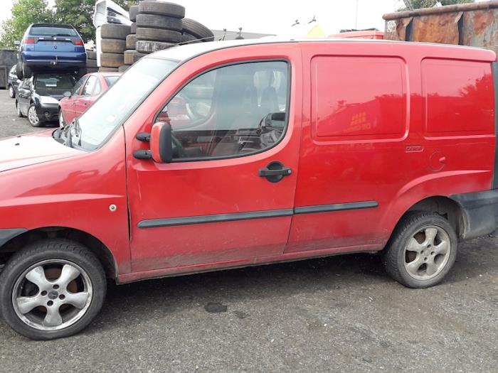 Fiat Doblo 223a119 19 Jtd Salvage Year Of Construction 2002