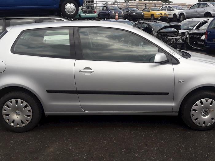 Volkswagen Polo (9N1/2/3) 1.9 SDI (salvage, year of construction 2002 ...