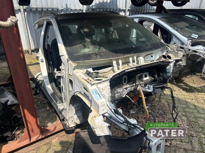 Kia Niro I 1.6 GDI Hybrid Samochód złomowany (2018, Bialy)
