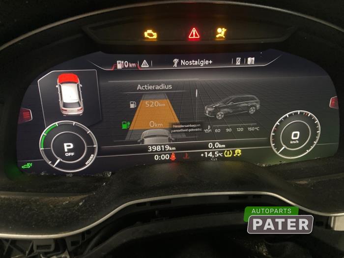 Audi Q7 3.0 TDI V6 24V e-tron plug-in hybrid Épave (2018, Noir)