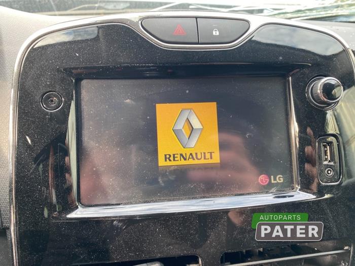 Renault Clio IV Estate/Grandtour 1.5 Energy dCi 90 FAP Schrottauto (2014, Schwarz)