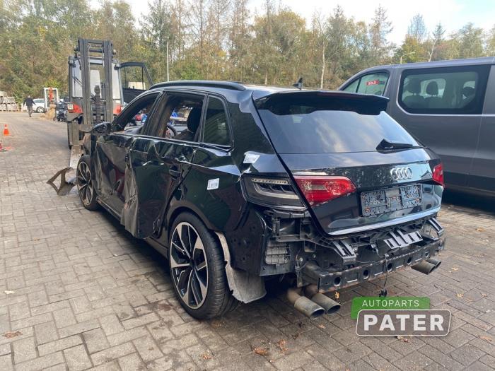 Audi S3 Sportback 2.0 T FSI 16V Samochód złomowany (2014, Czarny)