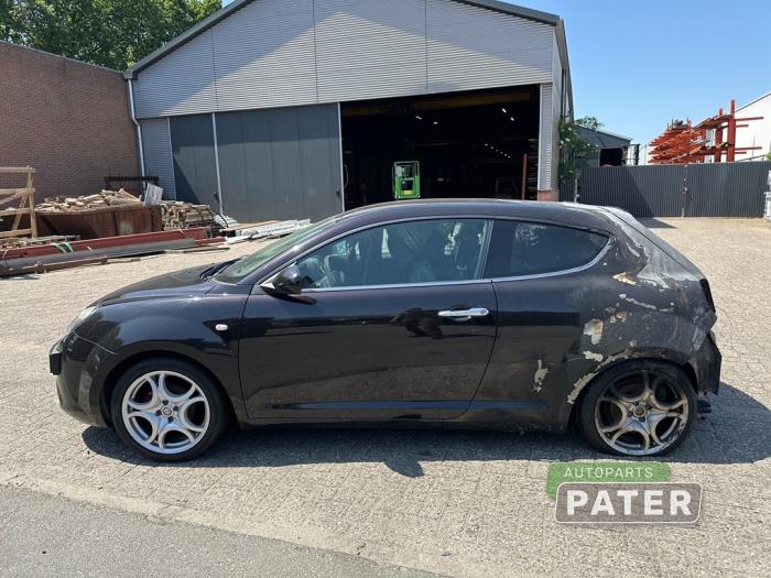 Alfa Romeo MiTo 0.9 TwinAir (105 CH) | Fiche technique, consommation de carburant , Dimensions Alfa Romeo MiTo 0.9 TwinAir (105 CH) | Fiche technique, consommation de carburant , Dimensions
