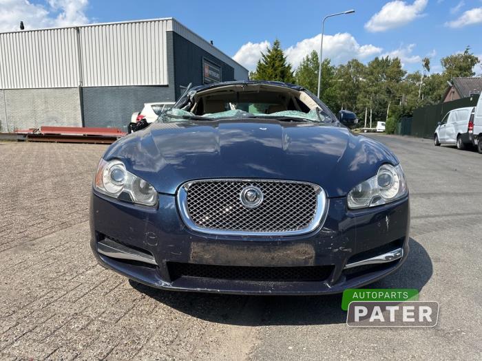 Jaguar XF 2.7 D V6 24V Épave (2008, Bleu)