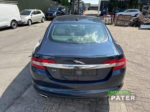 Jaguar XF 2.7 D V6 24V Épave (2008, Bleu)