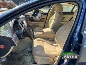 Jaguar XF 2.7 D V6 24V Épave (2008, Bleu)