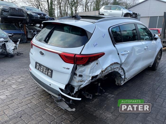 Kia Sportage 1.7 CRDi 16V 4x2 Épave (2018, Blanc)