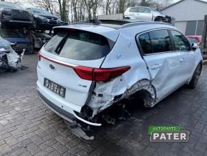 Kia Sportage 1.7 CRDi 16V 4x2 Épave (2018, Blanc)