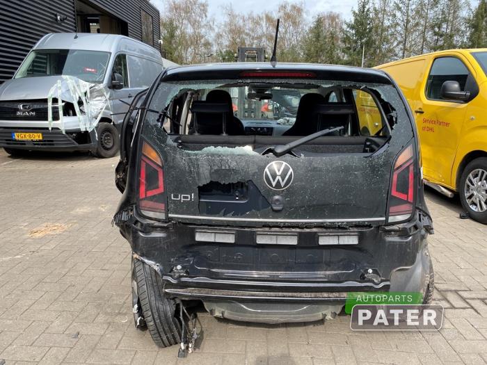 Volkswagen Up! 1.0 MPI 12V Salvage vehicle (2022, Black)