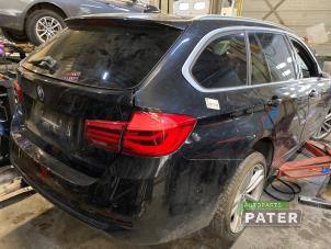 BMW 3 serie Touring 320d 2.0 16V EfficientDynamicsEdition Samochód złomowany (2016, Czarny)