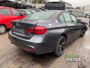BMW 3 serie 318i 1.5 TwinPower Turbo 12V Vehículo de desguace (2018, Gris)