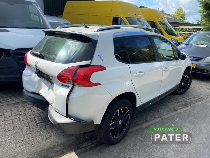 Peugeot 2008 1.2 Vti 12V PureTech 82 Salvage vehicle (2015, White)