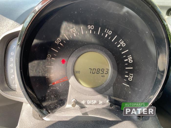 Peugeot 108 1.0 12V VVT-i Vehículo de desguace (2019, Blanco)