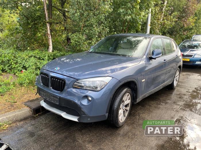 BMW X1 sDrive 18i 2.0 16V Samochód złomowany (2011, Niebieski)