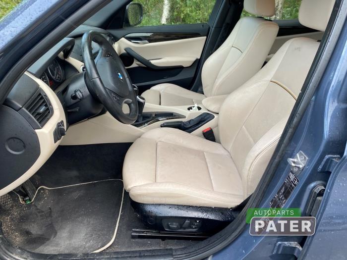 BMW X1 sDrive 18i 2.0 16V Samochód złomowany (2011, Niebieski)