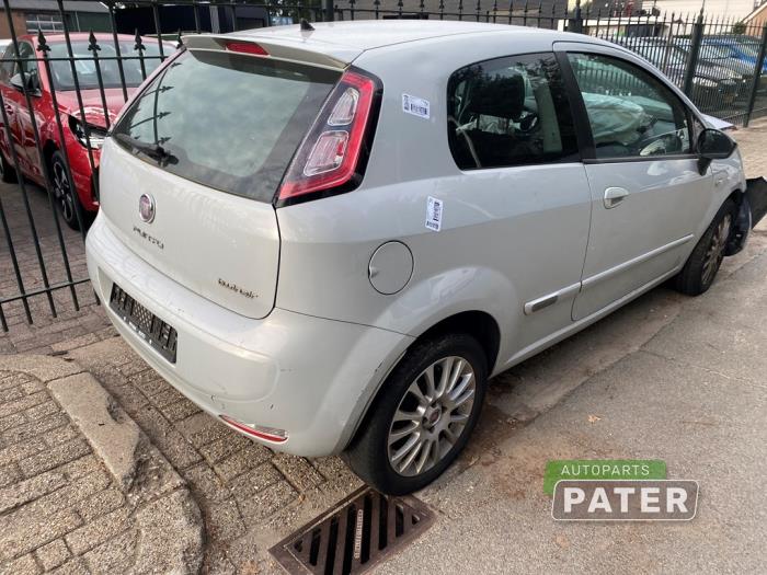 Fiat Punto III 0.9 TwinAir Skrotfordon (2012, WIT)
