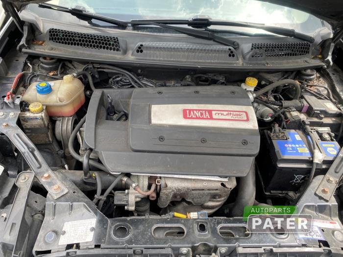 Lancia Delta 1.4 MultiAir 16V Samochód złomowany (2012, Czarny)