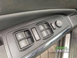 Lancia Delta 1.4 MultiAir 16V Samochód złomowany (2012, Czarny)