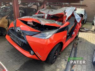 Toyota Aygo 1.0 12V VVT-i Vehículo de desguace (2015, Naranja)