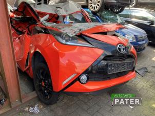 Toyota Aygo 1.0 12V VVT-i Vehículo de desguace (2015, Naranja)