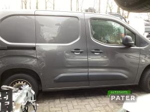 Peugeot Partner 1.6 BlueHDI 75 Vehículo de desguace (2019, Gris)