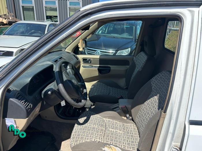 Nissan Terrano II 2.7 TDi Vehículo de desguace (2004, Granito)