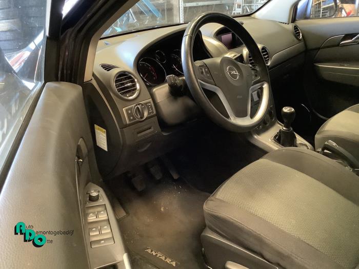 Opel Antara 2.4 16V 4x4 Vehículo de desguace (2008, Azul)