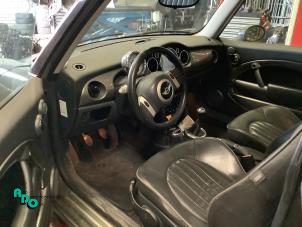 Mini Mini 1.6 16V One Épave (2006, Brun)