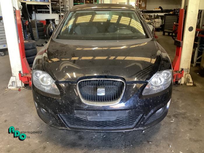 Seat Leon 1.8 TSI 16V Vehículo de desguace (2011, Negro)