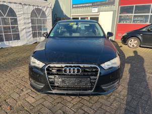Audi A3 1.8 16V TFSI Quattro Épave (2013, Noir)