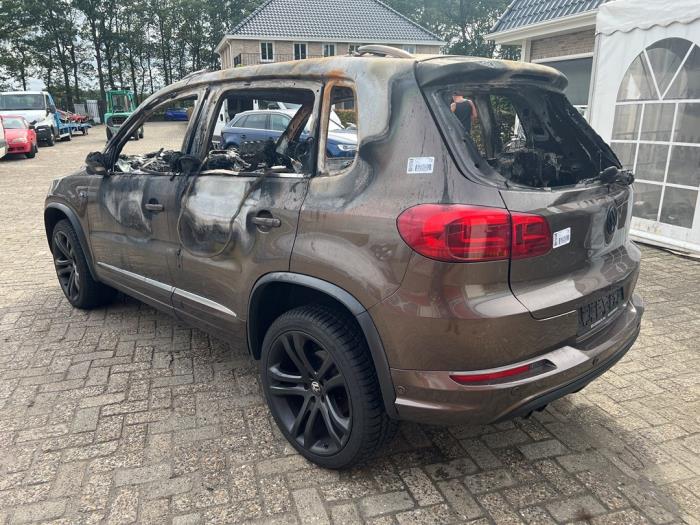 Volkswagen Tiguan 2.0 TSI 16V 4Motion Épave (2011, Brun)