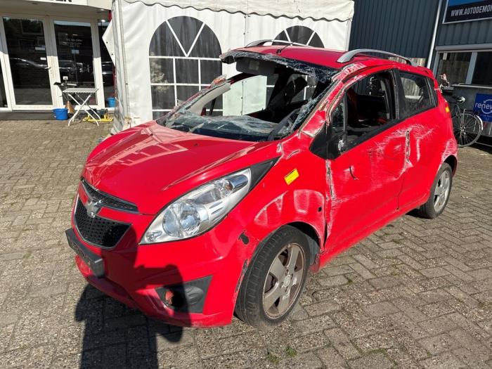 Chevrolet Spark 1.2 16V LPG Schrottauto (2010, Rot)