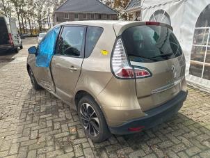Renault Scénic III 1.5 dCi 110 Samochód złomowany (2014, Bez)