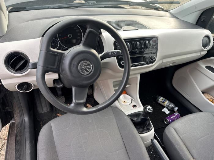 Volkswagen Up! 1.0 12V 75 Épave (2012, Noir)