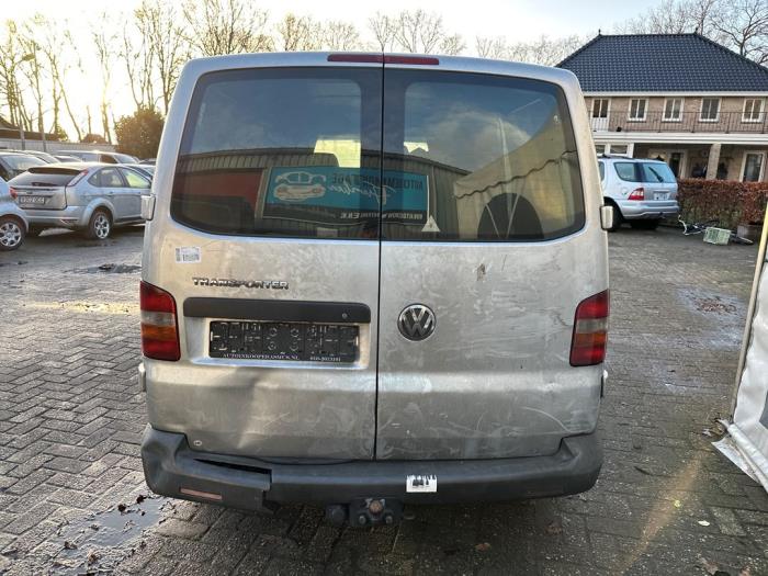Volkswagen Transporter T5 1.9 TDi Skrotfordon (2005, GRIJS)