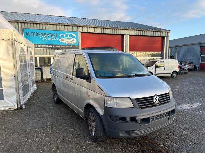 Volkswagen Transporter T5 1.9 TDi Skrotfordon (2005, GRIJS)