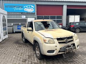 Mazda BT-50 2.5 Di 16V 4x4  (Épave)