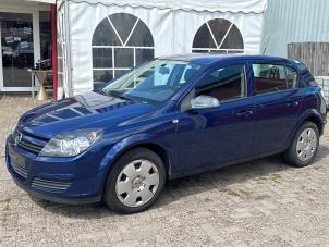 Opel Astra H 1.6 16V Twinport Épave (2004, Bleu)
