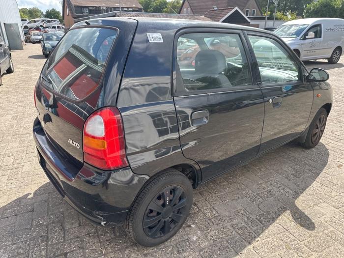 Suzuki Alto 1.1 16V Épave (2004, Noir)
