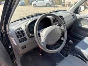 Suzuki Alto 1.1 16V Épave (2004, Noir)