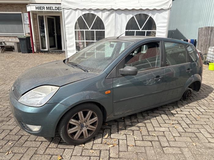 Ford Fiesta 5 1.4 16V Schrottauto (2002, Blau)