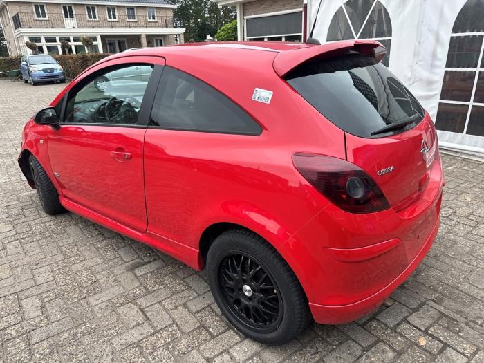 Opel Corsa D 1.2 16V Vehículo de desguace (2009, Rojo)