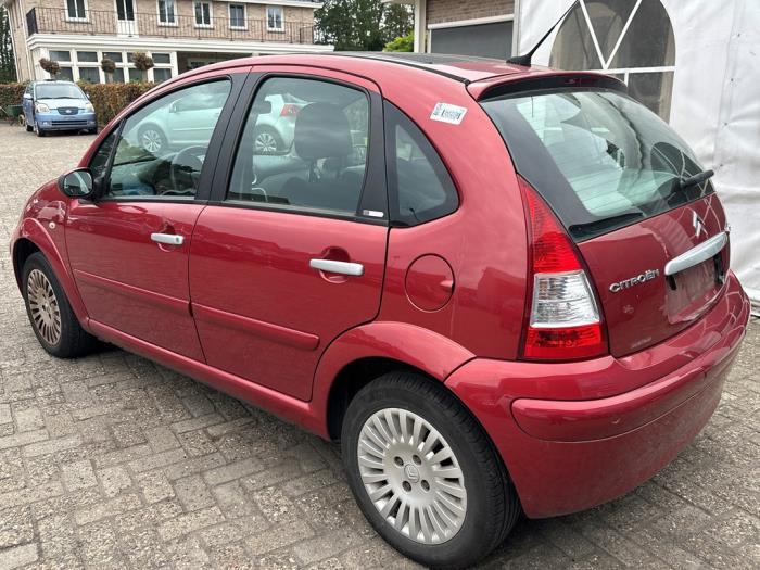 Citroen C3 1.4 16V Sensodrive Schrottauto (2006, Rot)