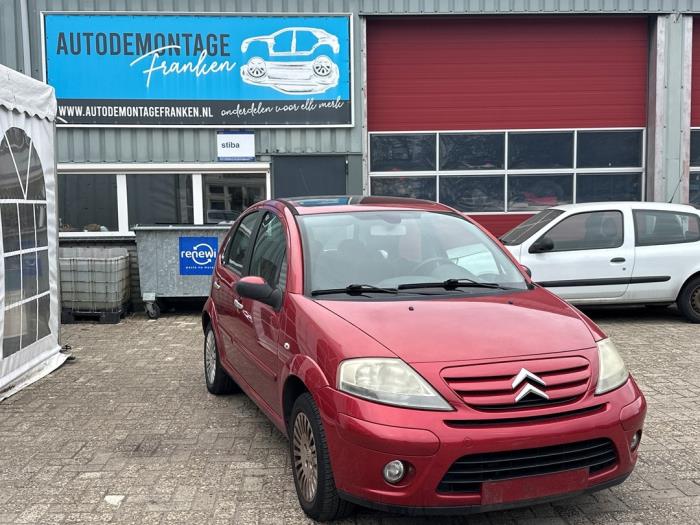 Citroen C3 1.4 16V Sensodrive Schrottauto (2006, Rot)