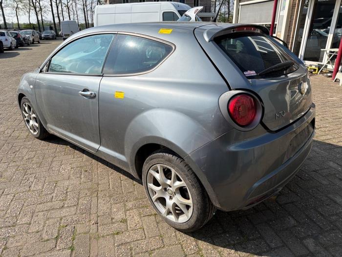 Alfa Romeo MiTo 1.3 JTDm 16V Épave (2012, Gris)